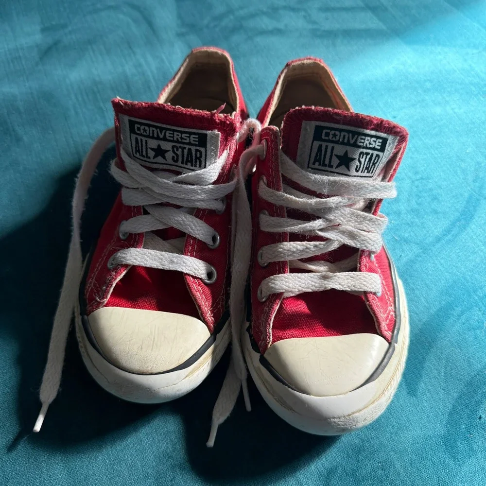 Converse Chuck Taylor All‎ Star Red Canvas Low Top Sneakers Youths Size 13 3J236